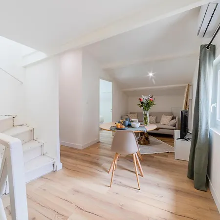 Le Belvedere Nimois Pour 2 Vue Panoramique Clim Maisoncarreeconciergerie * Nimes