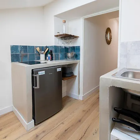 Apartment Le Belvedere Nimois Pour 2 Vue Panoramique Clim Maisoncarreeconciergerie Nimes