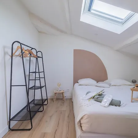 Le Belvedere Nimois Veranda Et Vue Sur Les Toits Clim Centre-ville Apartman *