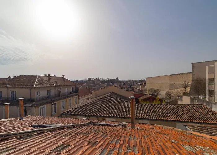 Belvedere Nimois Avec Veranda Et Vue Sur Les Toits Centre-ville Apartman Nîmes